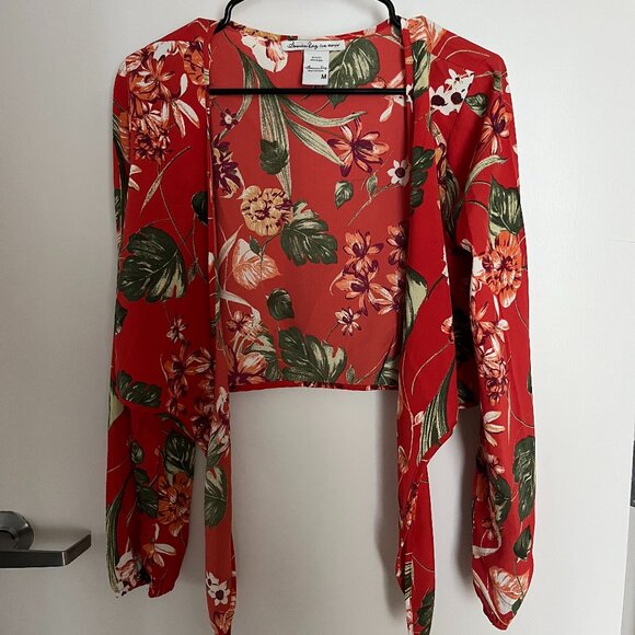 American Rag Floral Tie Front Crop Top - Picture 1 of 2